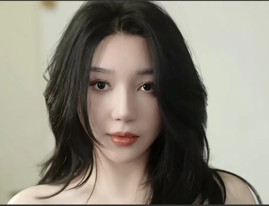 《三人行》eily教母三部曲无删减完整版资源下载 - 三人行1080P高清画质在线享 - 哔哩哔哩热门短剧