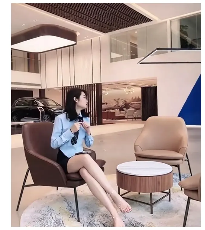 佳木斯新玛特迪桑特柜姐日常被拍1080P高清成片-新玛特迪桑特导购事件全系列-免费在线看无广告-资源下载完整版